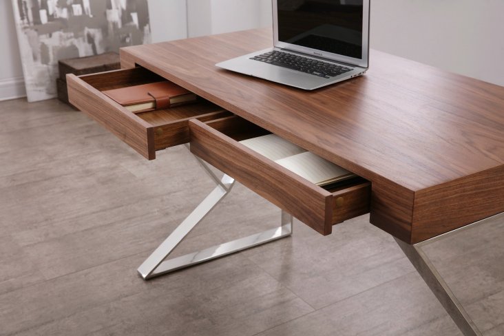 Noho Desk in Walnut