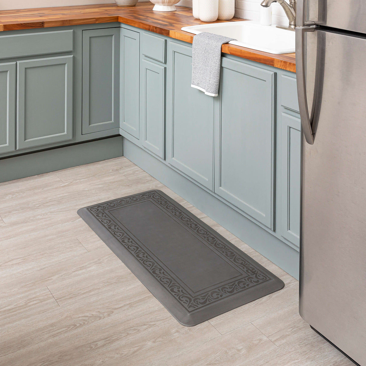 Mohawk Home Atrium Scroll Kitchen Mat