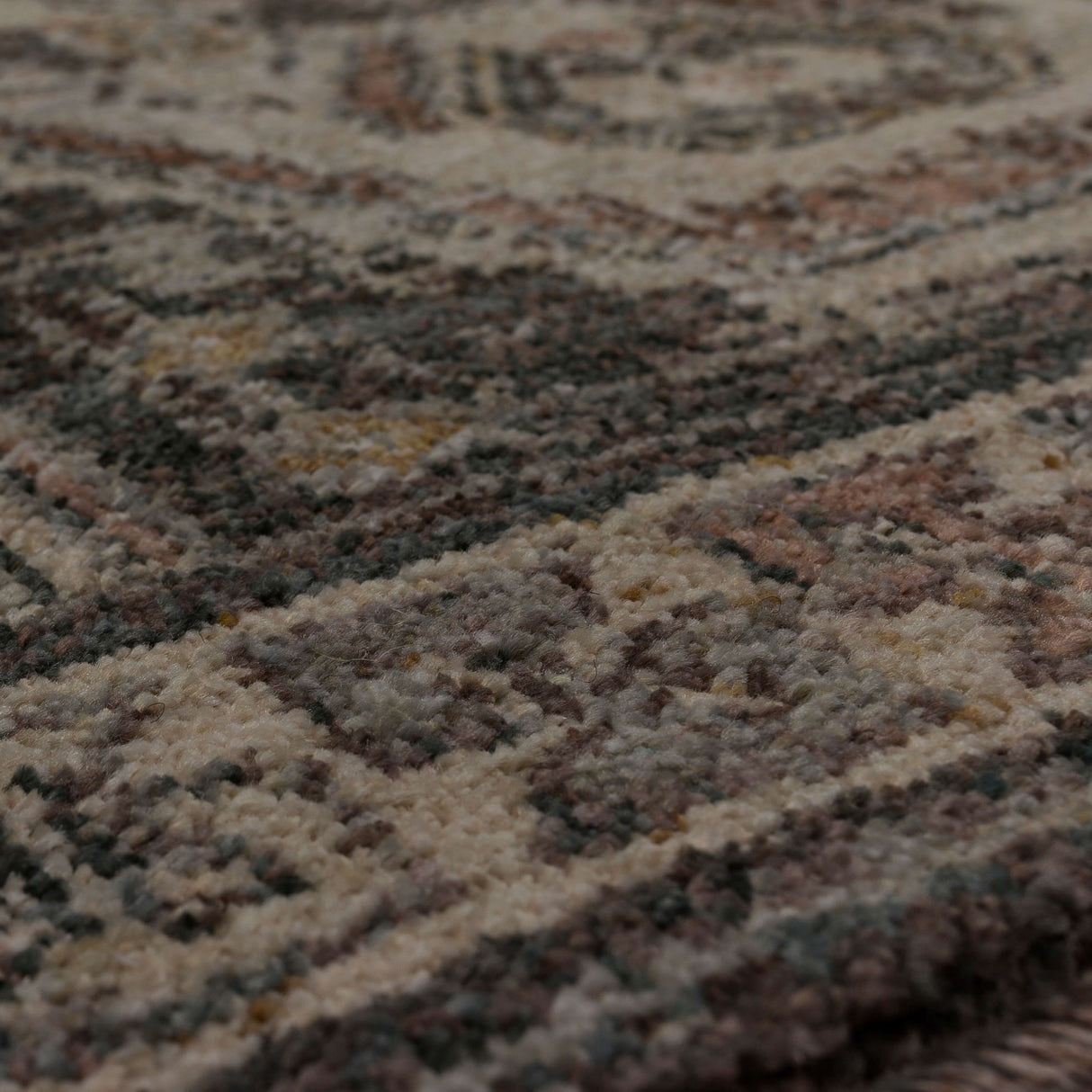 Mohawk Home Castle Mount Area Rug