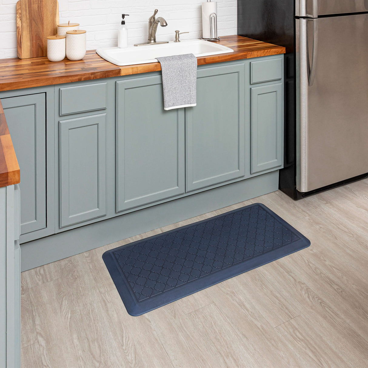 Mohawk Home Lattice Kitchen Mat